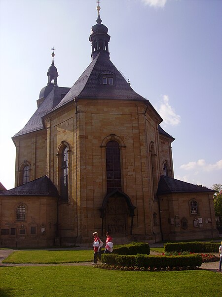 File:Gößweinstein Wallfahrtsbasilika Chor 1.JPG