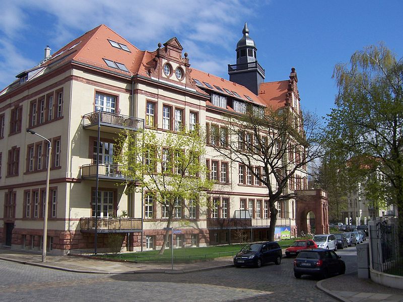 File:Gaudigschulgebäude.JPG