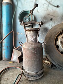 carburateur de carbure - LAROUSSE