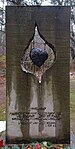 Schlagendes Herz auf dem Friedhof Lobetal, (1995)