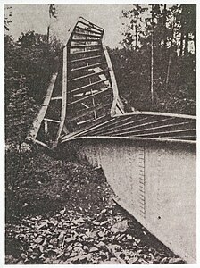 Die zerstörte Brunsttobelbrücke im Jahr 1945