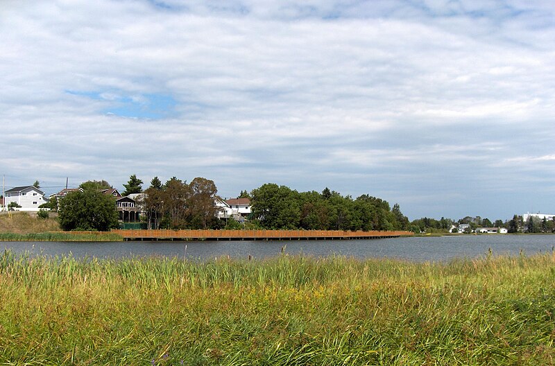 File:Gillies Lake Board Walk, Timmins, Ontario.JPG