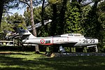 Gioia Del Colle bewaard gebleven F-84F Thunderstreak en F-104 Starfighter (26940616503) .jpg