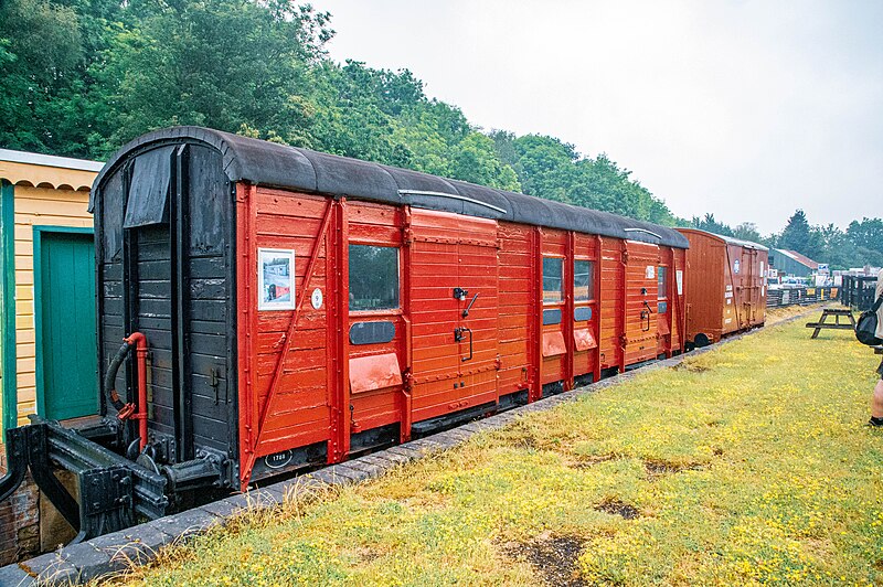 File:Goods Wagon Kingscote Station.jpg