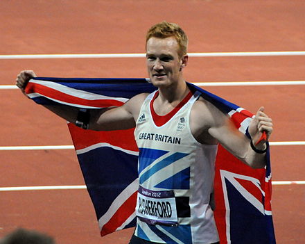 Le Britannique Greg Rutherford remporte le titre olympique du saut en longueur.