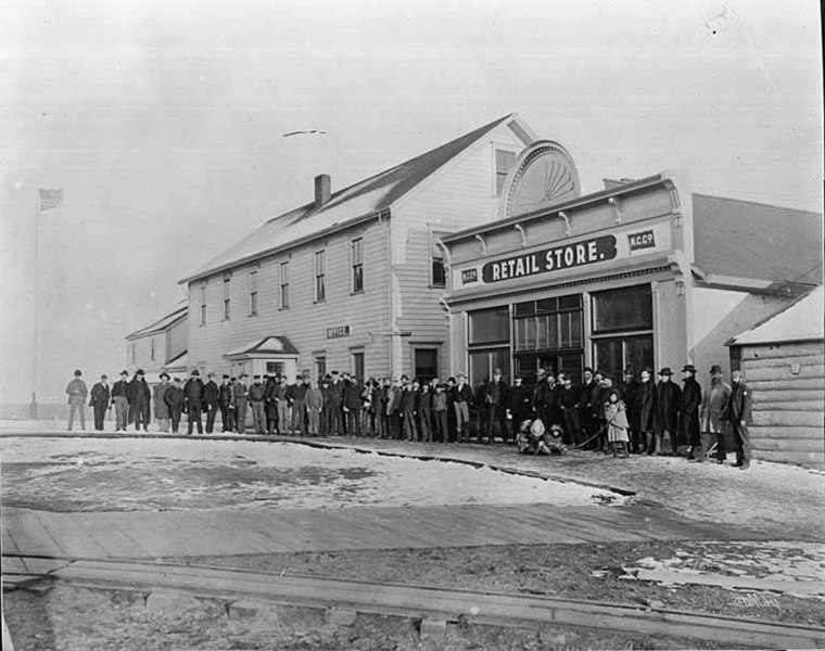 File:Group of people standing in front of Northern Commercial Company retail Store and office, Saint Michael, probably 1903 (AL+CA 879).jpg