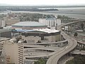 Iraganean HSBC Arena eta gaur egun First Niagara Center den pabilioiaren ikuspegia.
