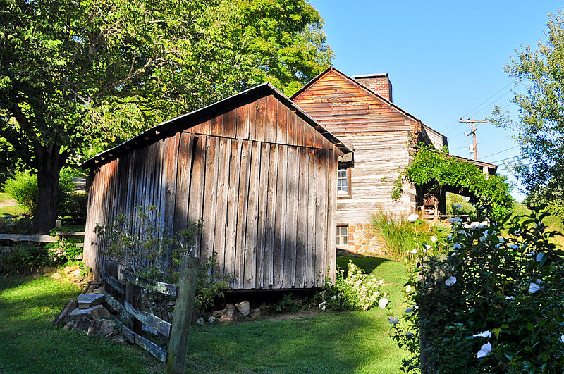 File:Hamilton-Tolliver barn.jpg