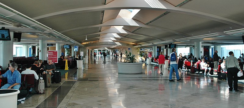 File:Hartsfield-Jackson Atlanta International Airport International Terminal Concourse F - panoramio.jpg