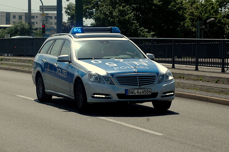 File:Heidelberg - Polizei N5960.JPG