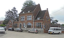 Het gemeentehuis van Honnelles in Autreppe in 2018.jpg