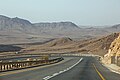 Highway 40 descending in the Ramon Crater (33703297593).jpg