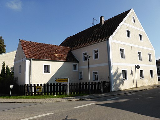 Holzheim am Forst (Regensburger Strasse 1-2)