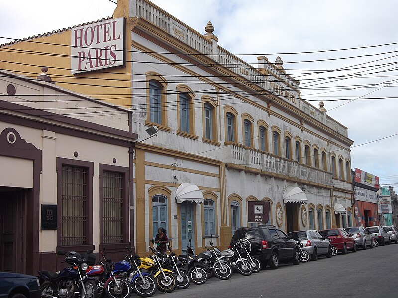 File:Hotel Paris, Rio Grande, Brazil .JPG