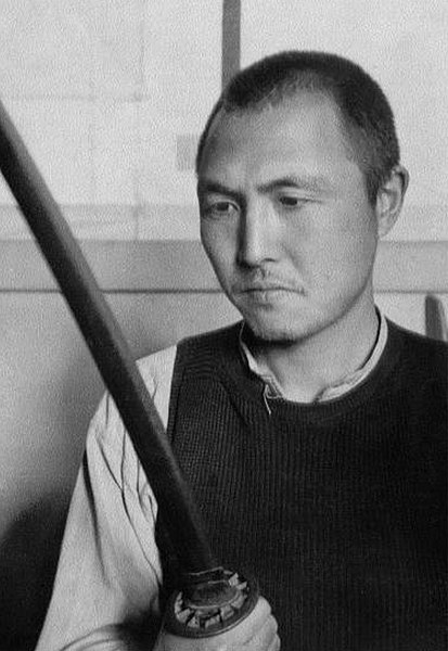 Honda practicing Kendo in the late 1920s