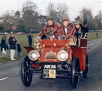 The surviving 1902 model. James And Browne 1902 Boanerges on London to Brighton VCR 1992.jpg