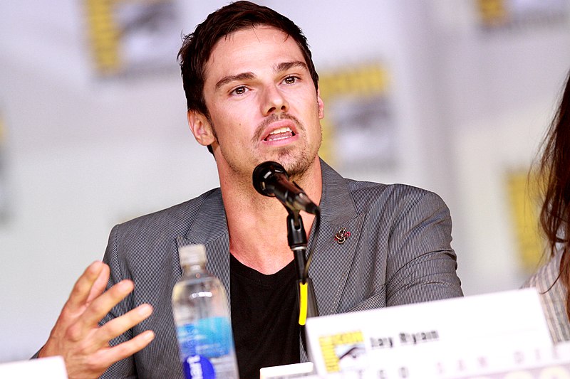 File:Jay Ryan (9340465393).jpg