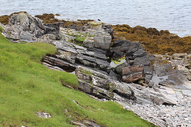 File:Küste von Great Bernera zwischen Valasay und Bostadh.jpg