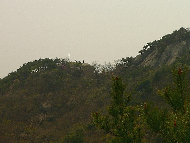 File:Korea-Bukhansan-01.jpg