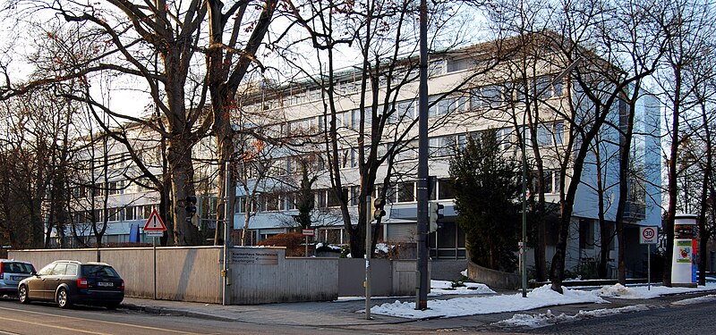 File:Krankenhaus Neuwittelsbach - 4.JPG