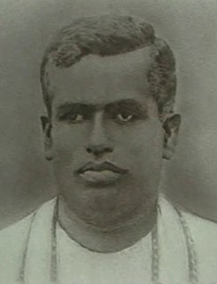 Kumaratunga Munidasa Sri Lankan writer (1887–1944)