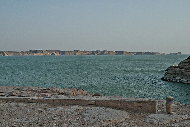 File:Lago Nasser-(1).jpg