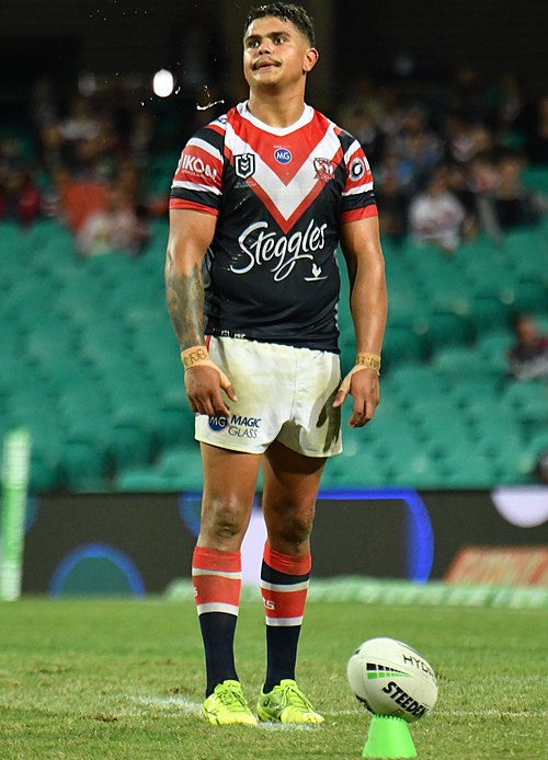 Mitchell kicking at goal for the Sydney Roosters in 2019