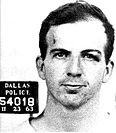 Lee Harvey Oswald nach seiner Verhaftung, 23. November 1963