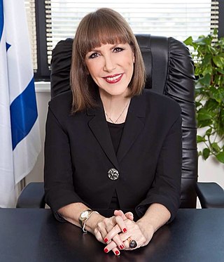 <span class="mw-page-title-main">Limor Livnat</span> Israeli politician