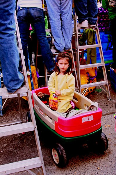 File:Little girl Mardi Gras 2008.jpg
