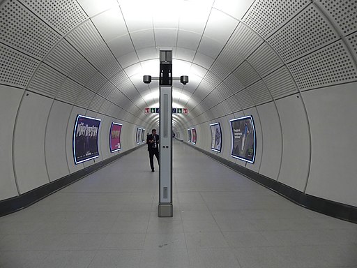 Liverpool Street stn Elizabeth Line 25th May 2022 22