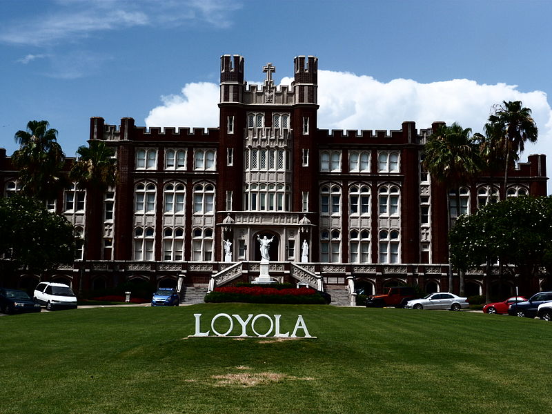 File:Loyola University.JPG