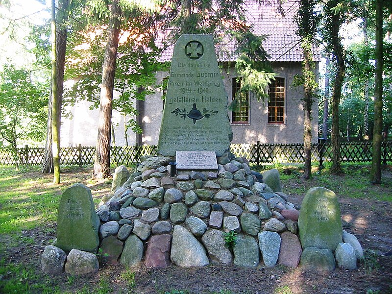 File:Lubmin Denkmal 1. Weltkrieg.JPG