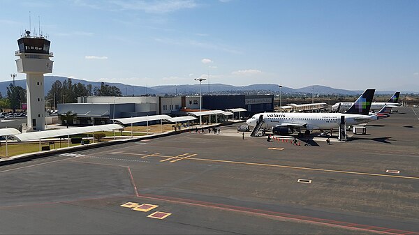 Passenger terminal airside ramp