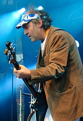 Martin Glover - Ilosaarirock 2009 (rajattu).jpg