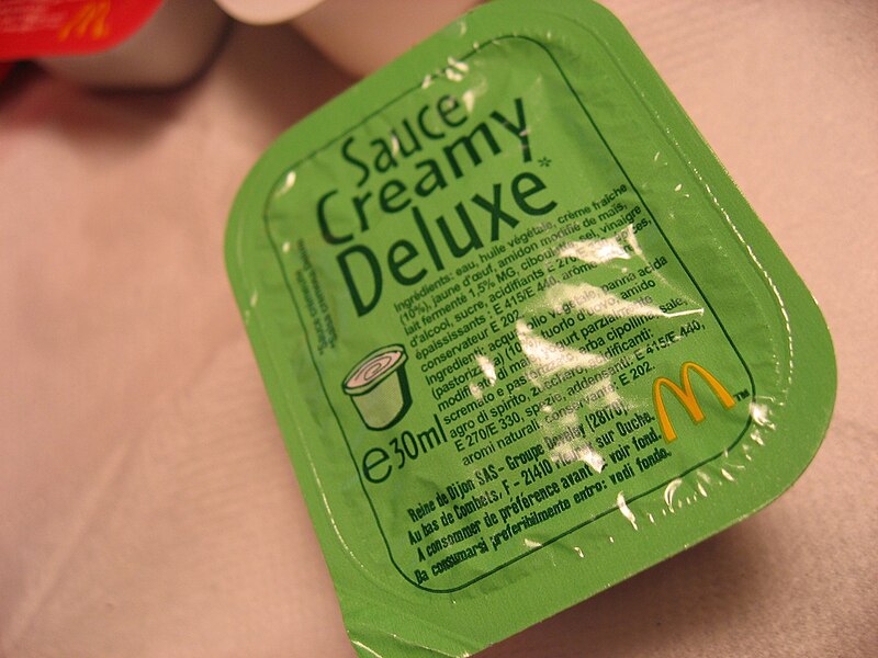 File:McDonald's Sauce Italy.jpg