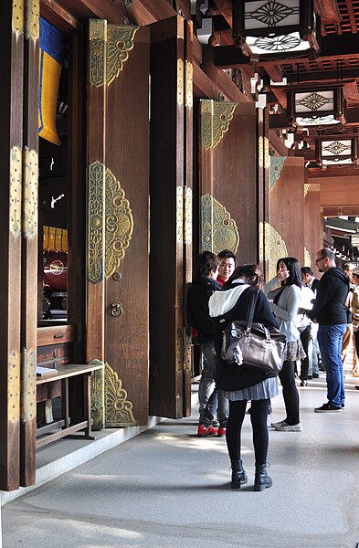 File:Meiji Shrine 20 (15707357266).jpg