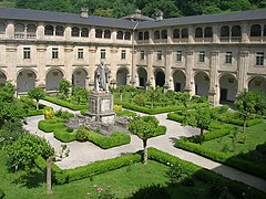 Monasterio de San Julián en Samos.