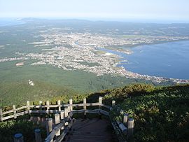Pemandangan Kota Mutsu dilihat dari Gunung Kamafuse