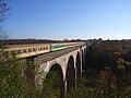 Eisenbahnviadukt über die Neiße bis Staatsgrenze und Brückenwärterhäuschen an der Strecke unmittelbar neben der Überführung der Blockhausstraße