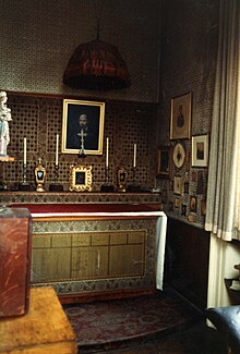 Newman's private chapel in his room Newman room1.JPG