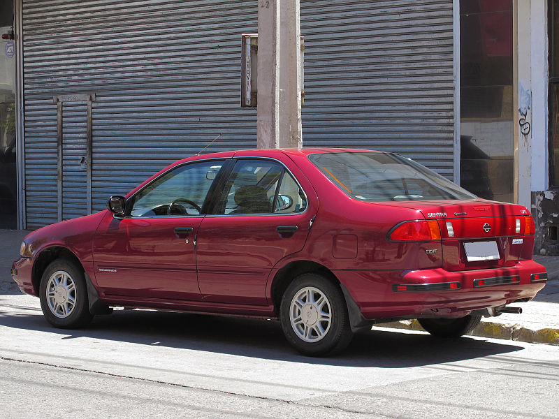 File:Nissan Sentra 1.6 GXE 1996 (16368309839).jpg