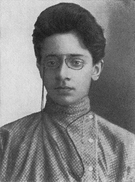 File:Old Russia - Yakov Sverdlov 1904.jpg