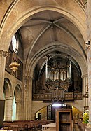 Oloron-Sainte-Marie - Sainte-Marie Cathedral - Centralskib -2.jpg