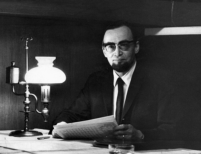 File:Paavo-Haavikko-1972.jpg