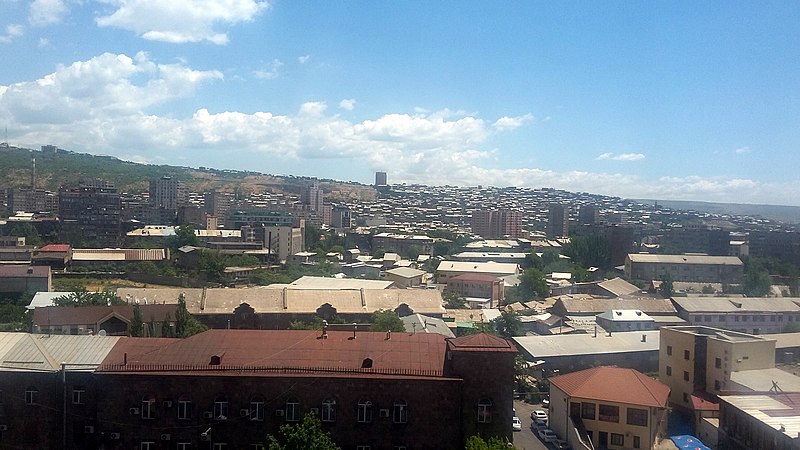 File:Panoramic View of Yerevan-18.jpg