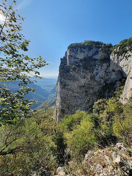 File:Pas des Voûtes, Vercors, France 06.jpg