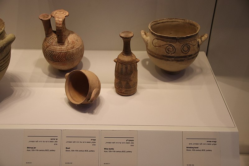 File:Philistine Painted Pottery, 12th-11th Century BC (42312478435).jpg