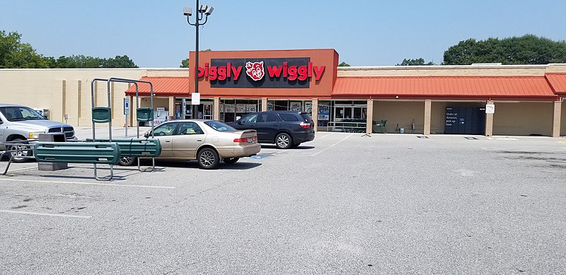 File:Piggly Wiggly Clover, SC 4 (51350702191).jpg