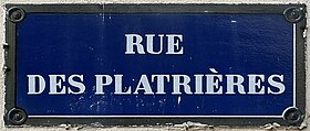 Voir la plaque.